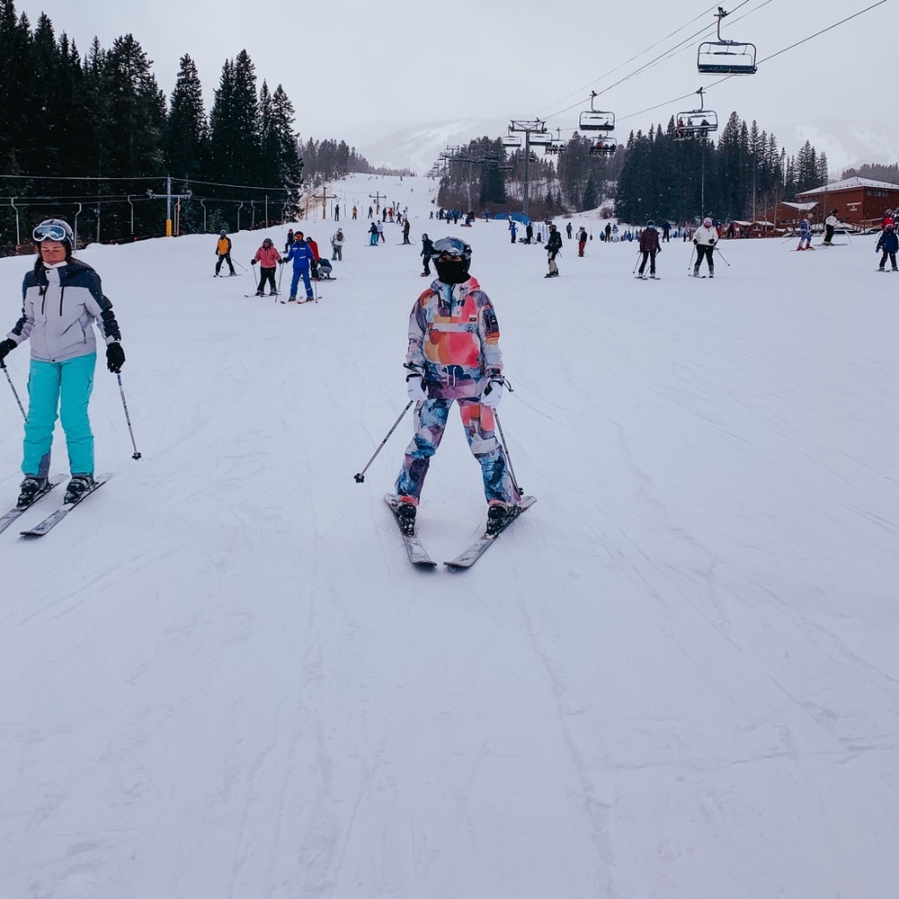 Snow suit to ski or snow board in